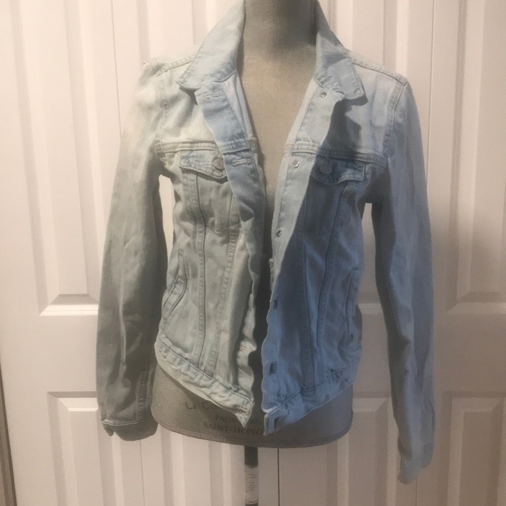 GAP Light Wash Jean Jacket